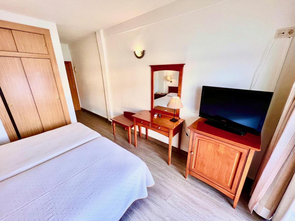 Hotel Nadal เบนิดอร์ม ภายนอก รูปภาพ