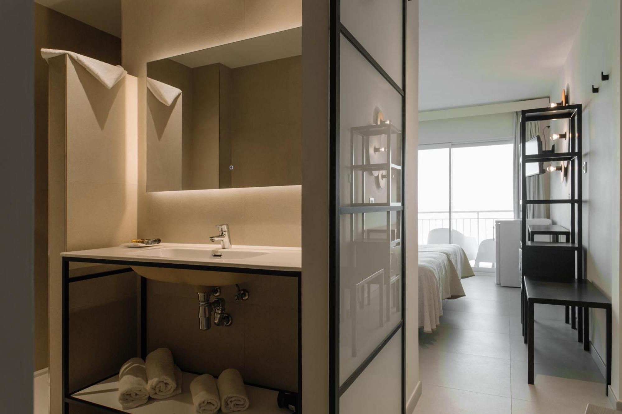 Hotel Nadal เบนิดอร์ม ภายนอก รูปภาพ