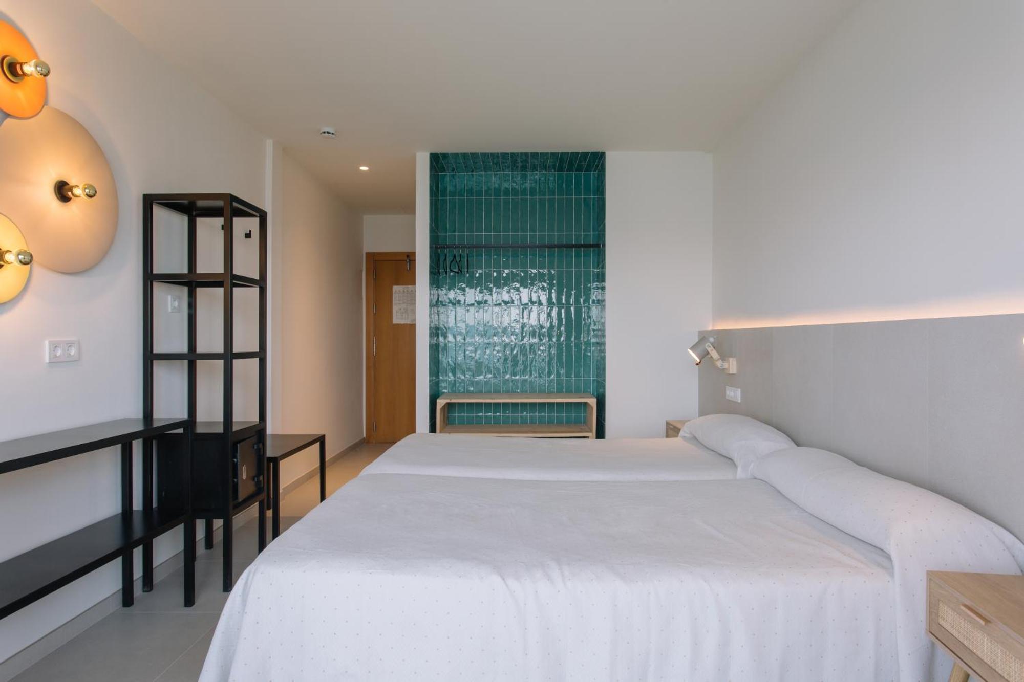 Hotel Nadal เบนิดอร์ม ภายนอก รูปภาพ