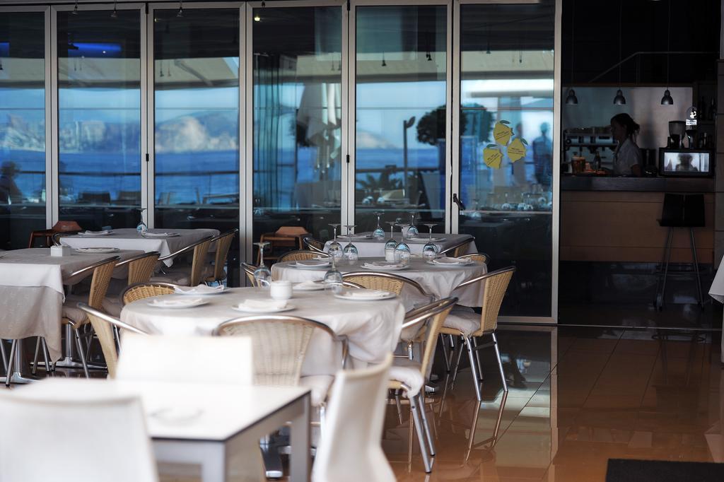 Hotel Nadal เบนิดอร์ม ภายนอก รูปภาพ
