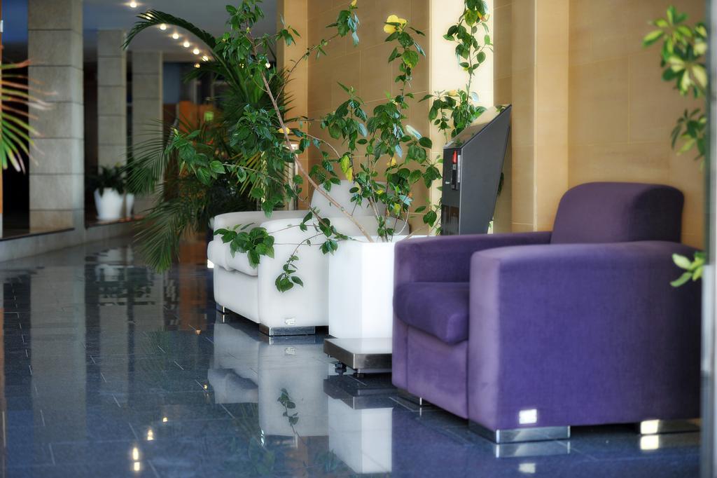 Hotel Nadal เบนิดอร์ม ภายนอก รูปภาพ